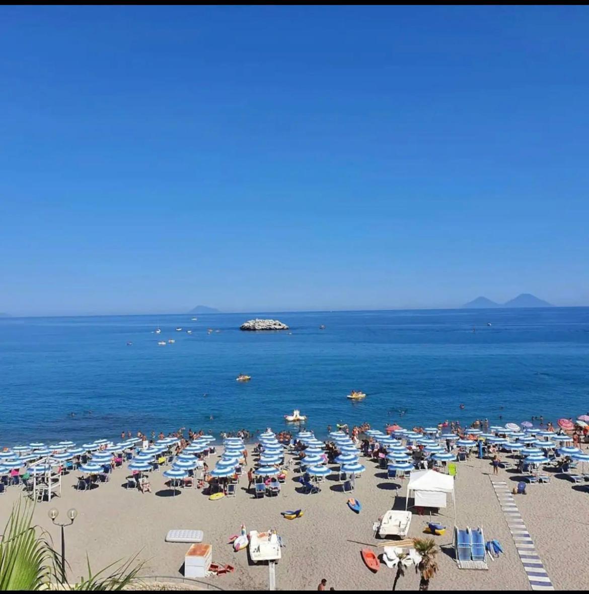 Apartment Attico Finestra Sulle Isole Eolie