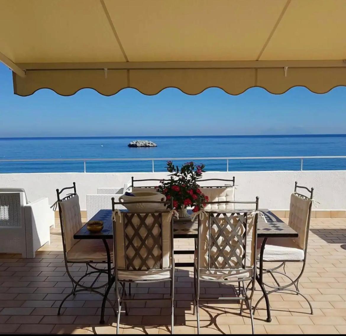 Attico Finestra Sulle Isole Eolie Apartment