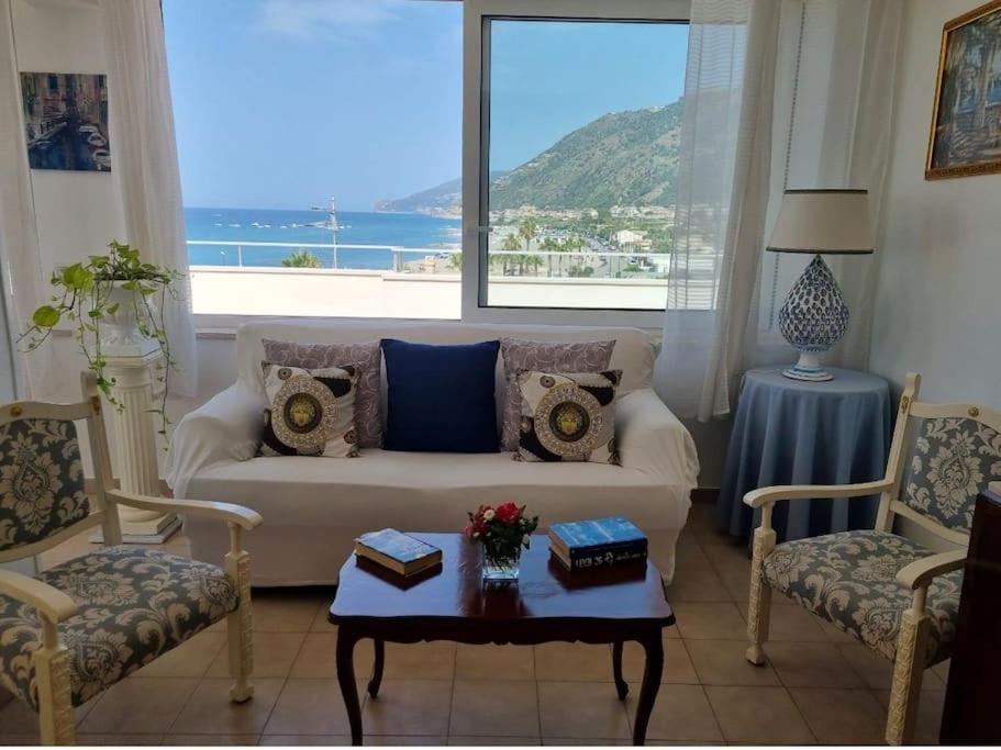Attico Finestra Sulle Isole Eolie